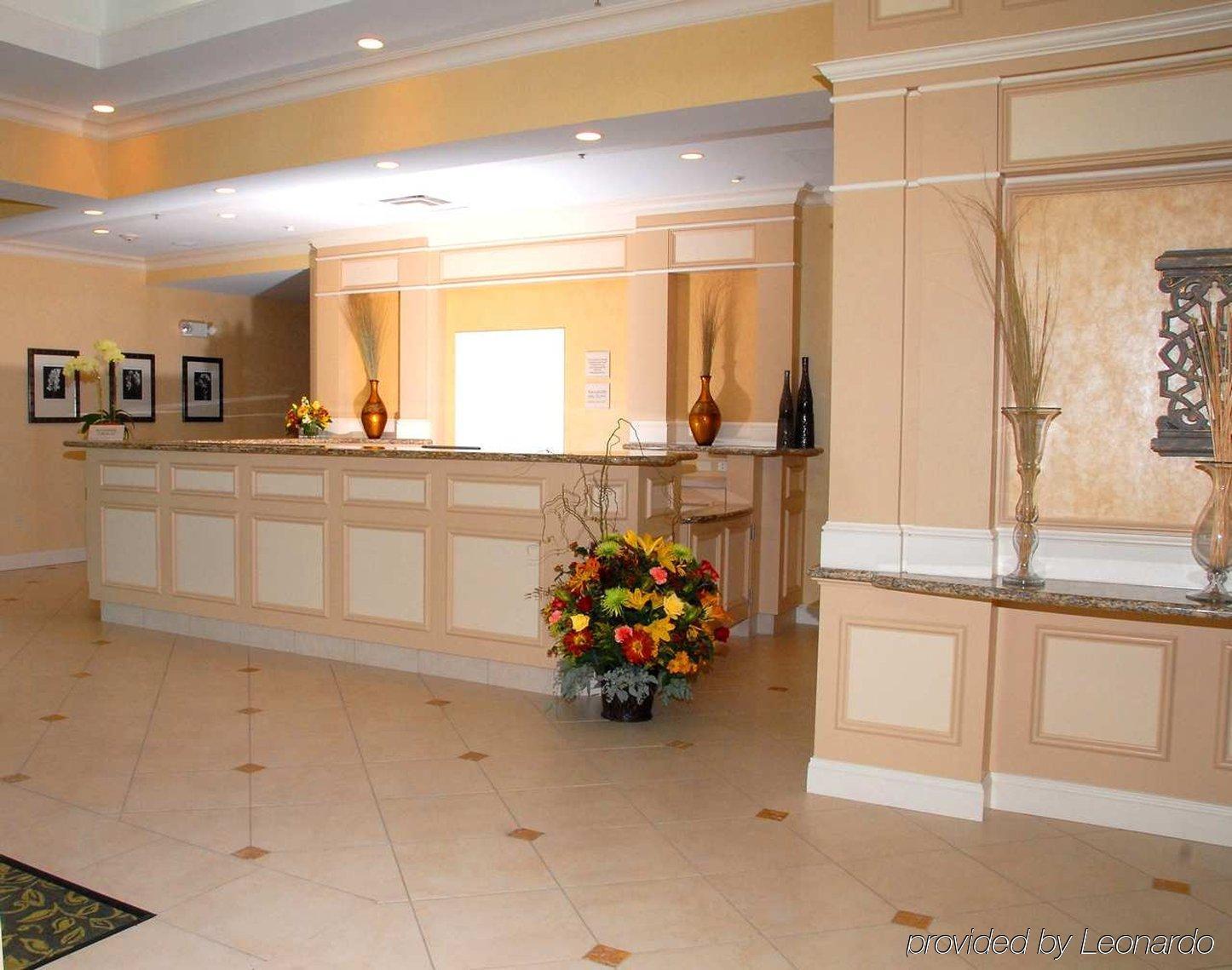 Hilton Garden Inn Riverhead Exteriör bild